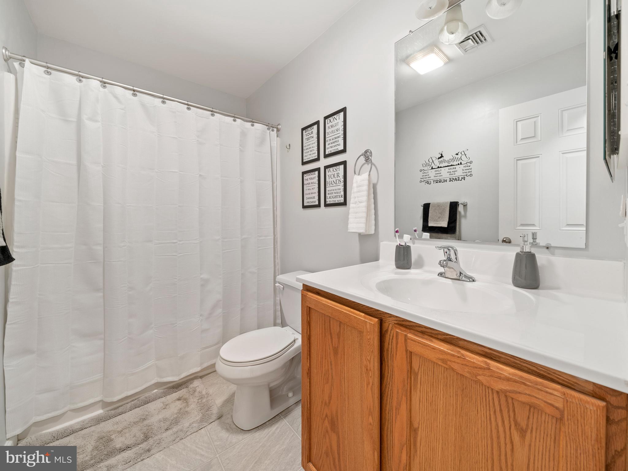 9140 Mudd Road Bel Alton, MD 20611 - Photo 42 of 60 Hallway bathroom