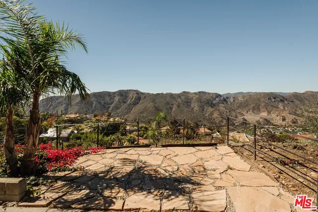 $4,675,000 | 16799 Monte Hermoso Drive, Pacific Palisades, CA 90272