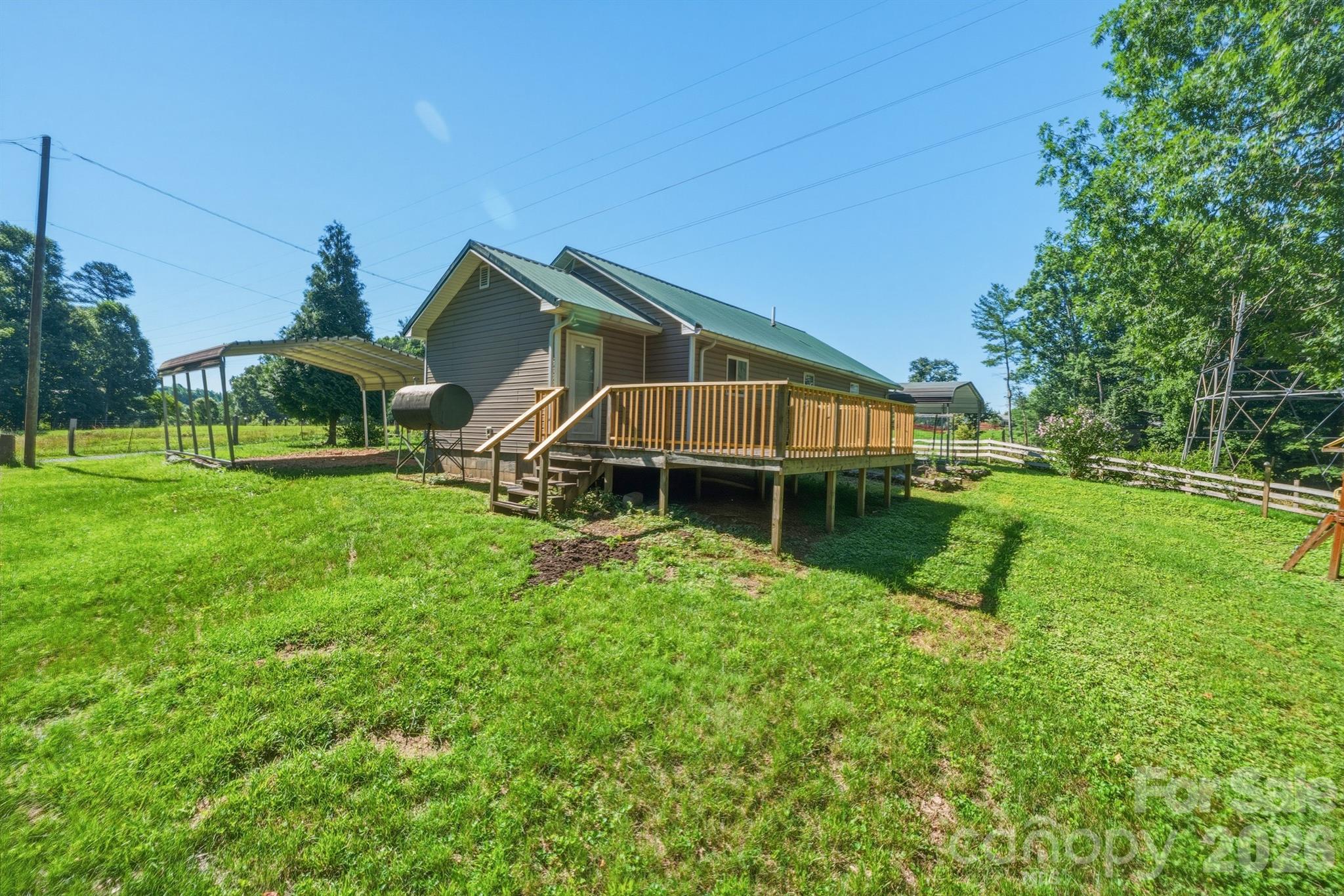 547 Pea Ridge Street Morganton, NC 28655 - Photo 4 of 36