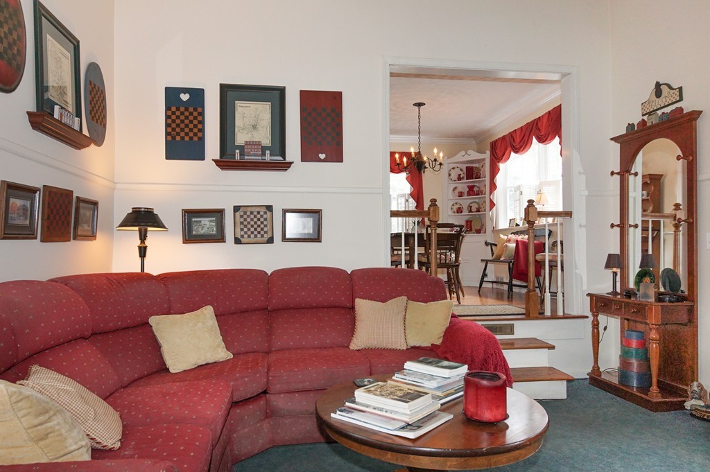 62 Chesterfield Road Northborough, MA 01532 - Photo 4 of 30 Gallery Image 4