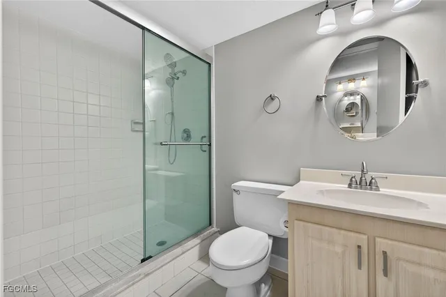 $299,500 | 4384 Bowsprit Court, Unit 2B, Fort Myers, FL 33919