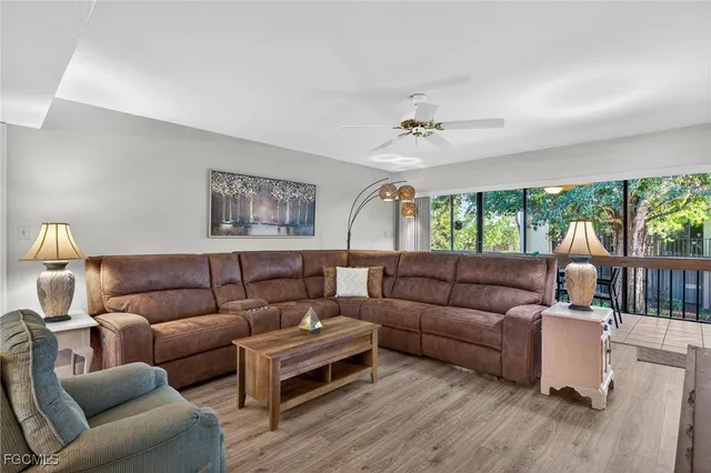 $299,500 | 4384 Bowsprit Court, Unit 2B, Fort Myers, FL 33919