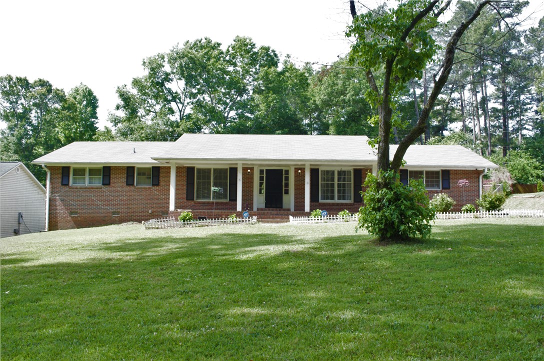 418 Ponce DeLeon Drive Anderson, SC 29621 - Photo 1 of 17 418 Ponce Deleon Dr