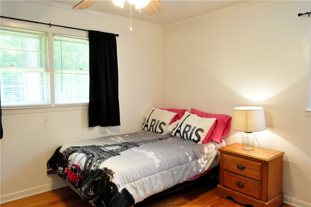 418 Ponce DeLeon Drive Anderson, SC 29621 - Photo 10 of 17 Guest room 1