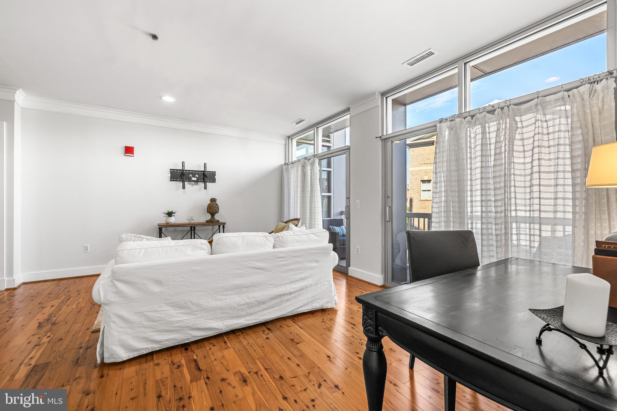 2772 Lighthouse Point East, Unit 209 Baltimore, MD 21224 - Photo 17 of 59