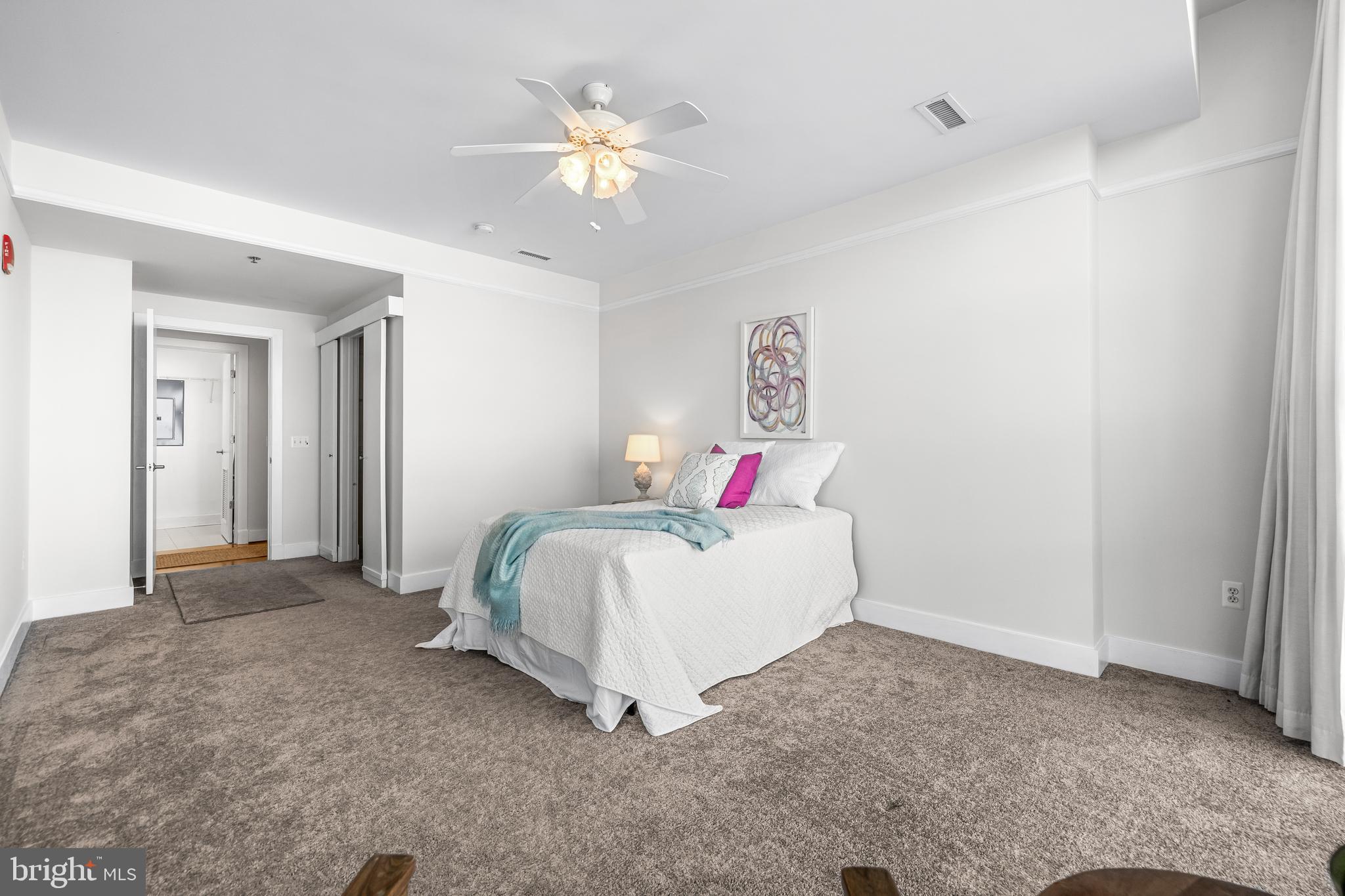2772 Lighthouse Point East, Unit 209 Baltimore, MD 21224 - Photo 33 of 59