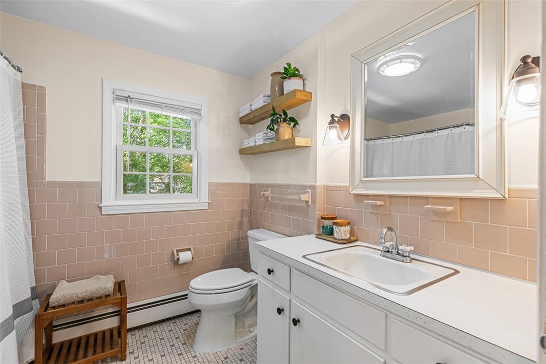 20 Terrace Drive Barrington, RI 02806 - Photo 36 of 47 Hall Bath