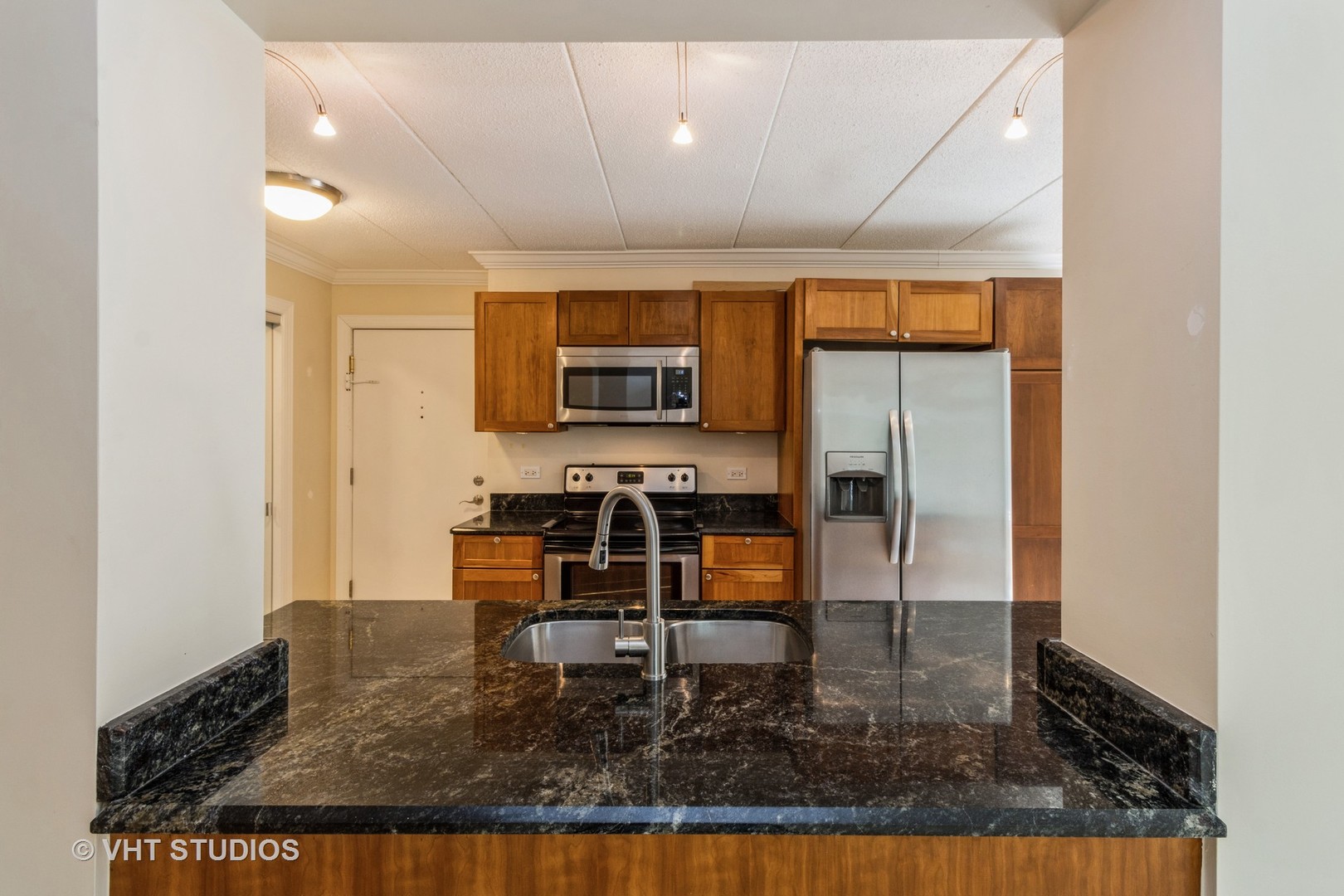 1 Renaissance Place, Unit 217 Palatine, IL 60067 - Photo 3 of 17 a living room with furniture
