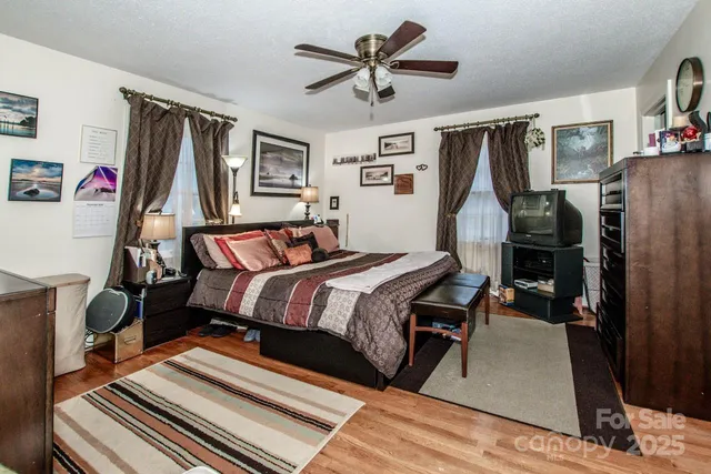 $302,000 | 516 South Mulberry Street, Statesville, NC 28677