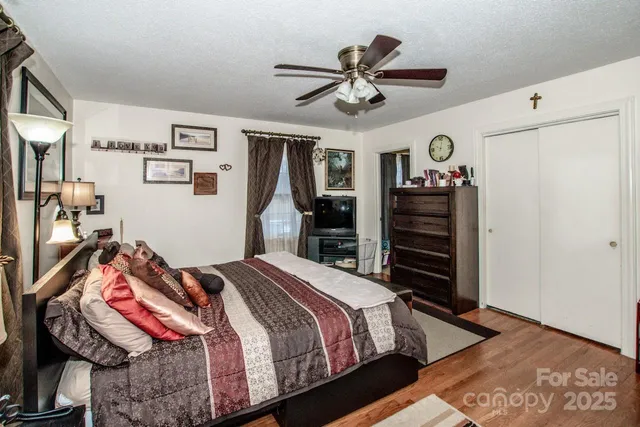 $302,000 | 516 South Mulberry Street, Statesville, NC 28677