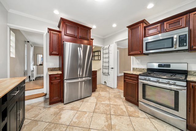 8225 Lake Street River Forest, IL 60305 - Photo 15 of 33