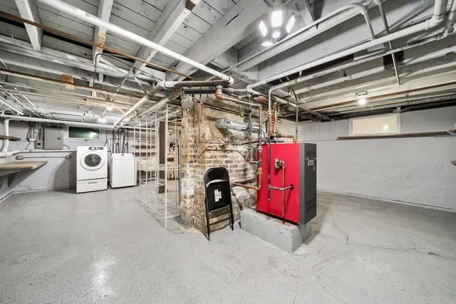 $535,000 | 8225 Lake Street, River Forest, IL 60305