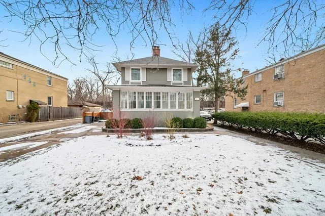 $535,000 | 8225 Lake Street, River Forest, IL 60305