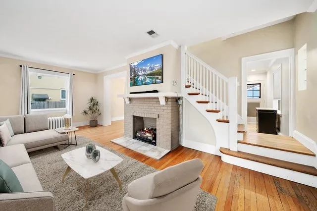 $535,000 | 8225 Lake Street, River Forest, IL 60305