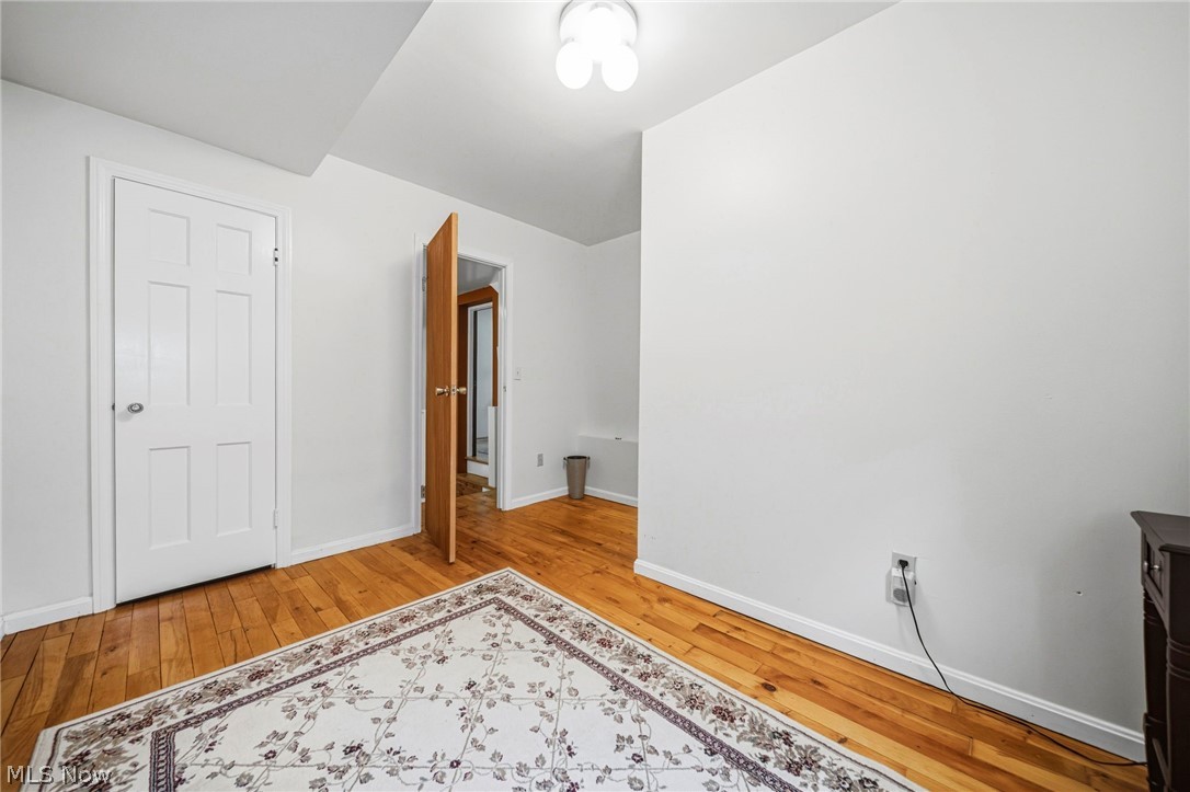 852 Englewood Road Cleveland Heights, OH 44121 - Photo 19 of 26