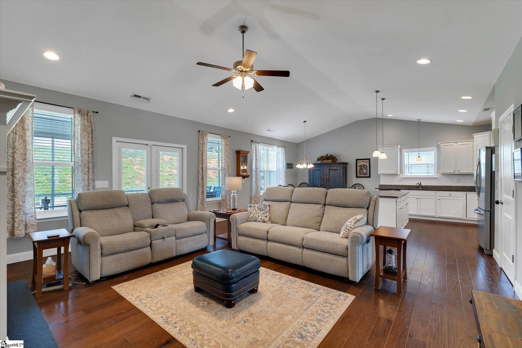 114 Jones Kelley Road Travelers Rest, SC 29690 - Photo 8 of 39