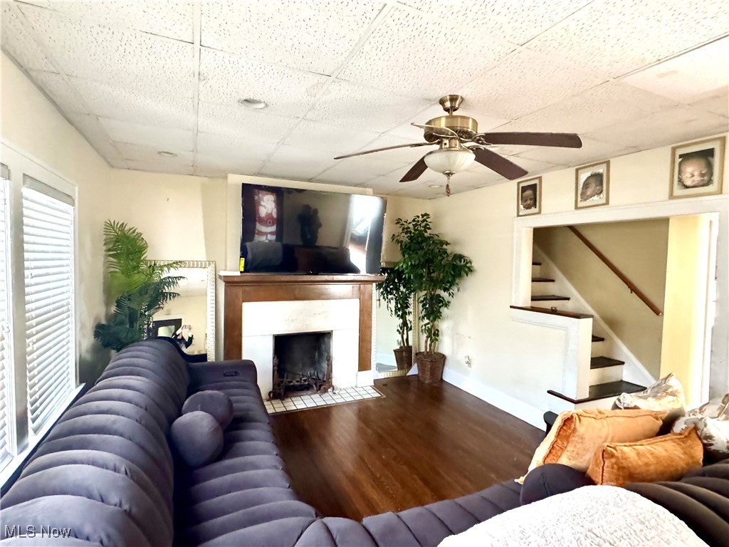 2152 Middlefield Road Cleveland, OH 44106 - Photo 24 of 50 Cedar Side - tenant occupied