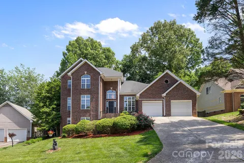 $500,000 | 9111 Brocklehurst Lane, Charlotte, NC 28215