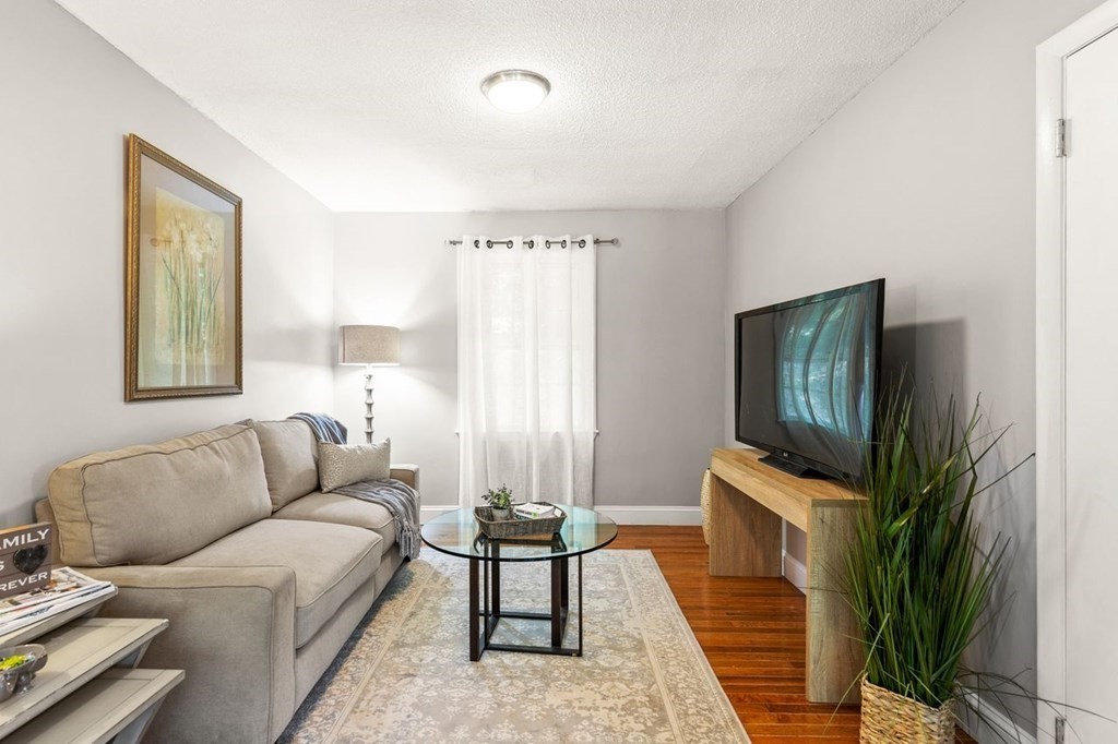 45 Willow Road Ayer, MA 01432 - Photo 11 of 36 Gallery Image 11