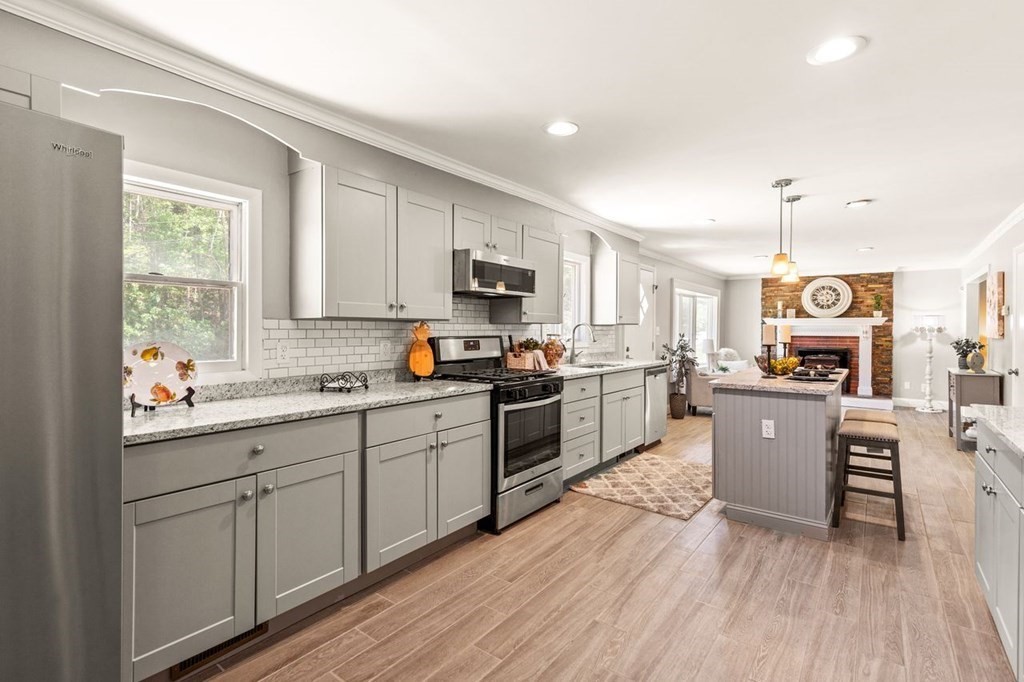 45 Willow Road Ayer, MA 01432 - Photo 12 of 36 Gallery Image 12