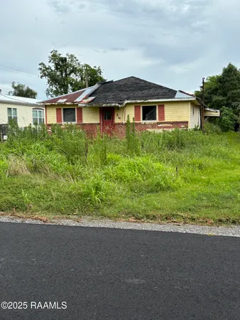 $6,000 | 624 Commercial Street, Lake Arthur, LA 70549