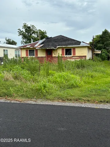 $6,000 | 624 Commercial Street, Lake Arthur, LA 70549