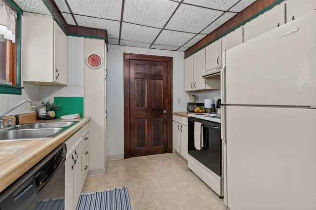 $295,000 | 827 East Washington Street, Appleton, WI 54911