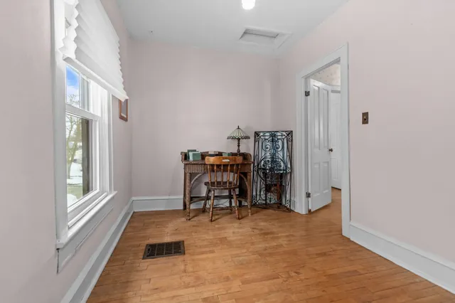 $295,000 | 827 East Washington Street, Appleton, WI 54911