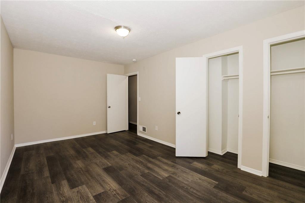 4515 Doral Drive Southwest Atlanta, GA 30331 - Photo 11 of 18
