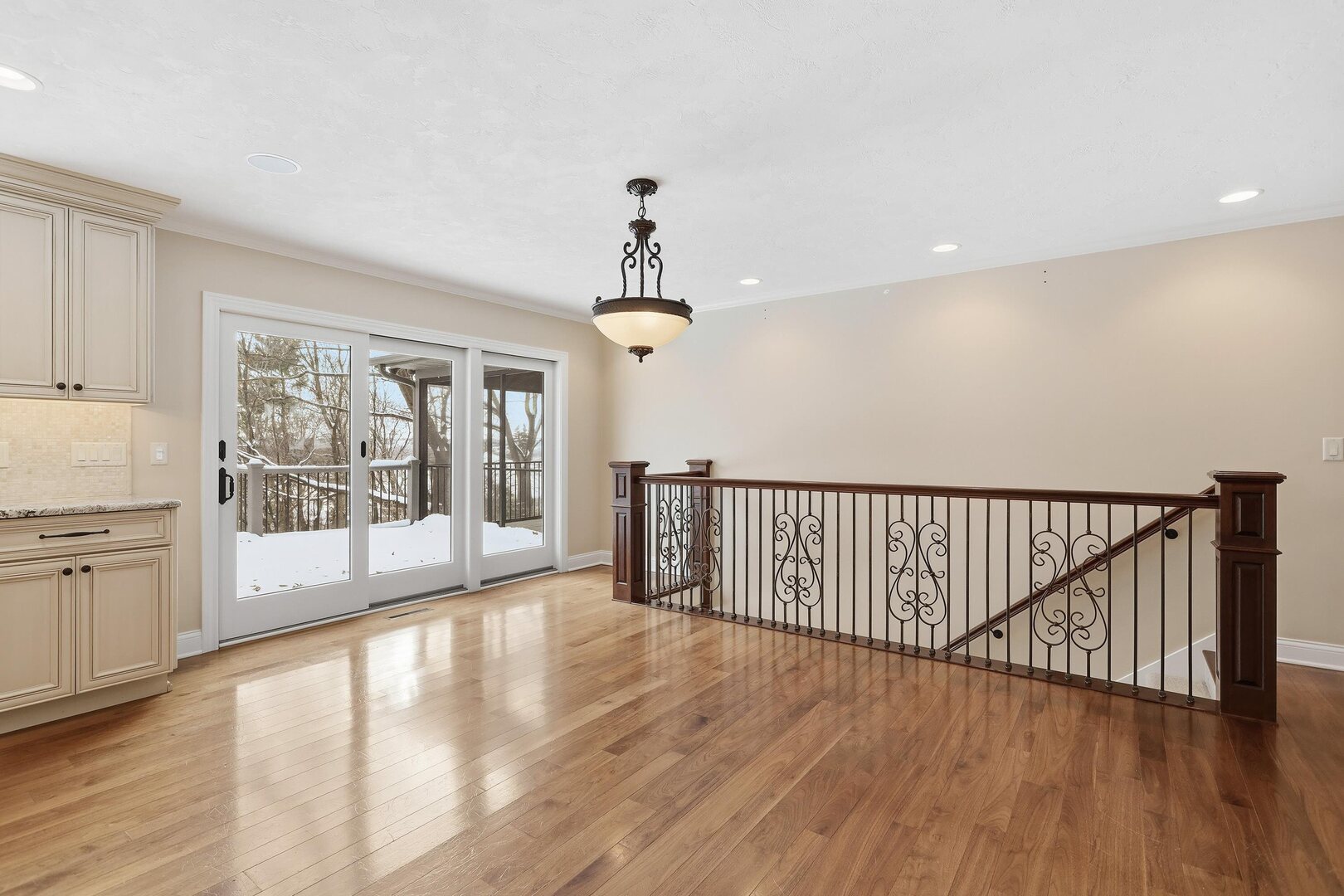 60 Custer Terrace Bettendorf, IA 52722 - Photo 11 of 71