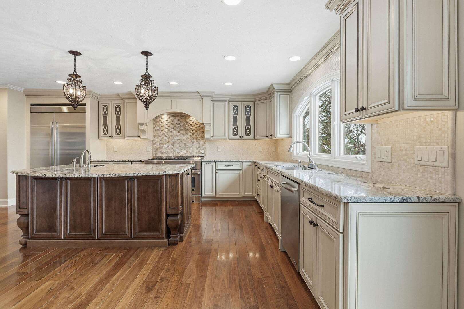 60 Custer Terrace Bettendorf, IA 52722 - Photo 13 of 71