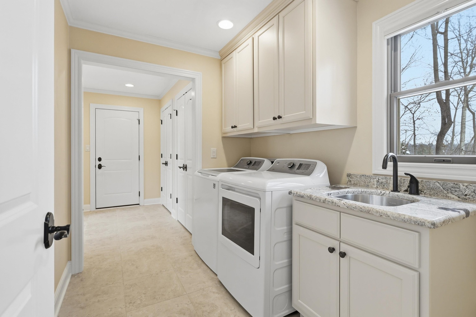 60 Custer Terrace Bettendorf, IA 52722 - Photo 21 of 71