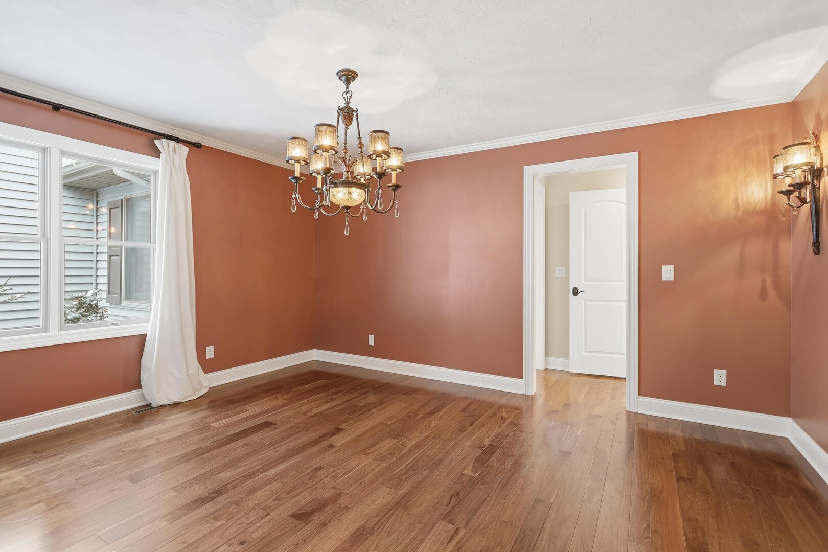 60 Custer Terrace Bettendorf, IA 52722 - Photo 4 of 71