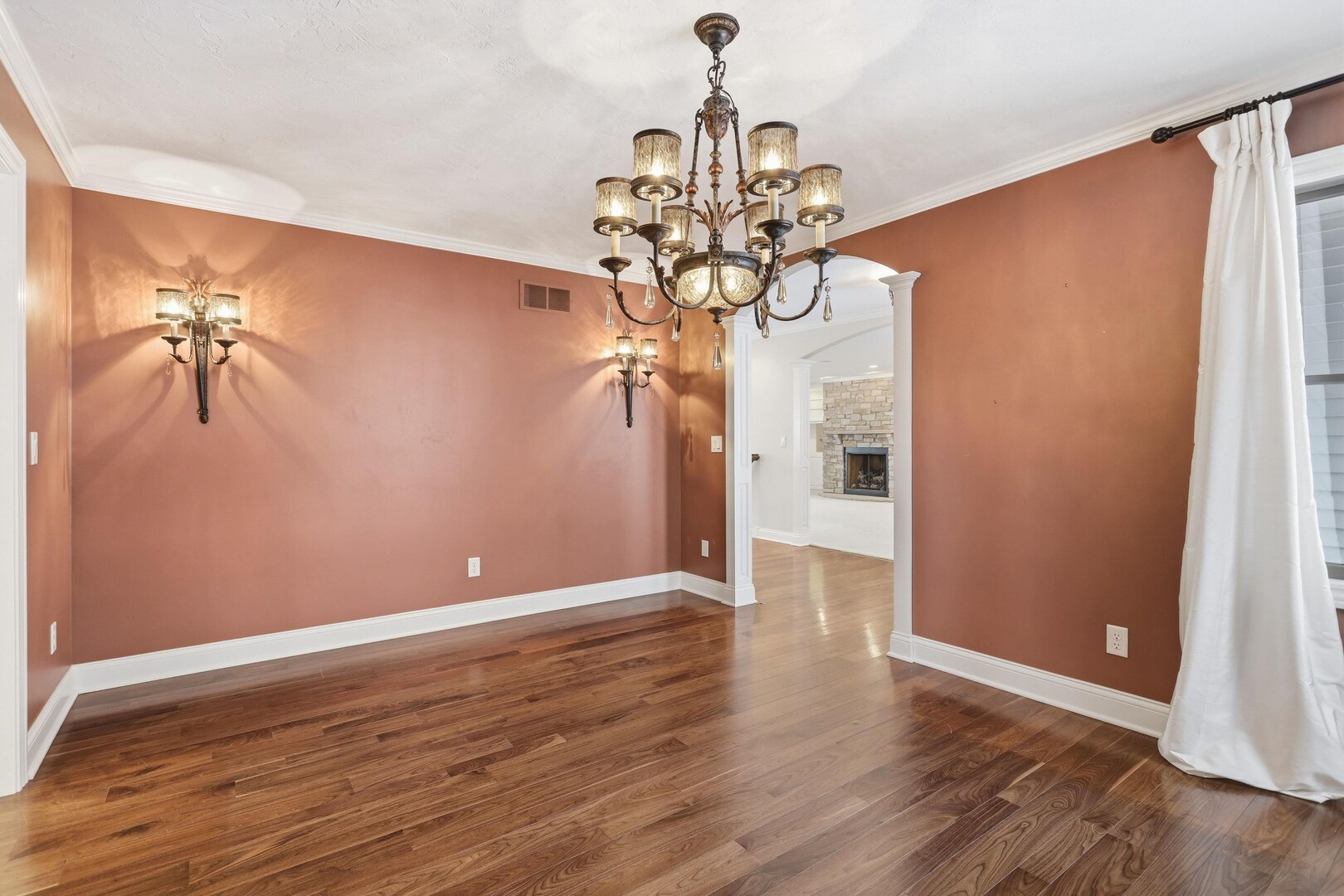 60 Custer Terrace Bettendorf, IA 52722 - Photo 5 of 71