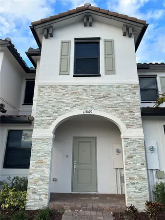 $2,590 | 11869 Southwest 246th Terrace, Homestead, FL 33032