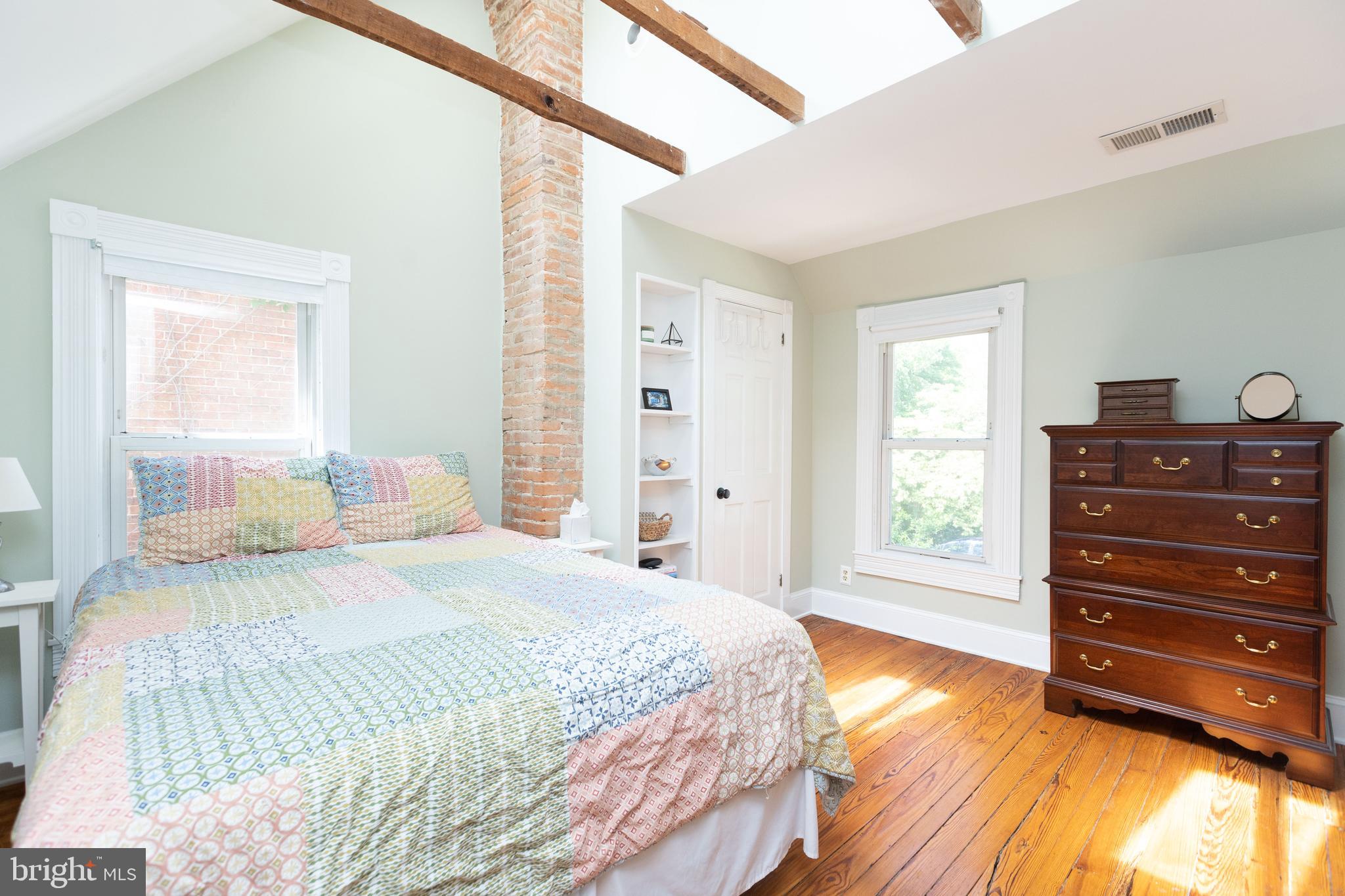 4603 Schenley Road Baltimore, MD 21210 - Photo 20 of 37 Bedroom 1