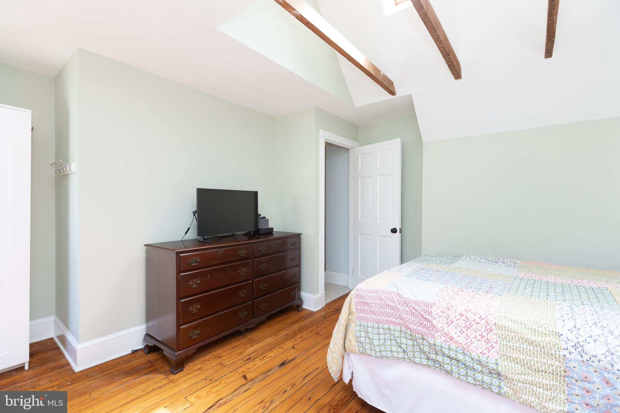 4603 Schenley Road Baltimore, MD 21210 - Photo 22 of 37 Bedroom 1