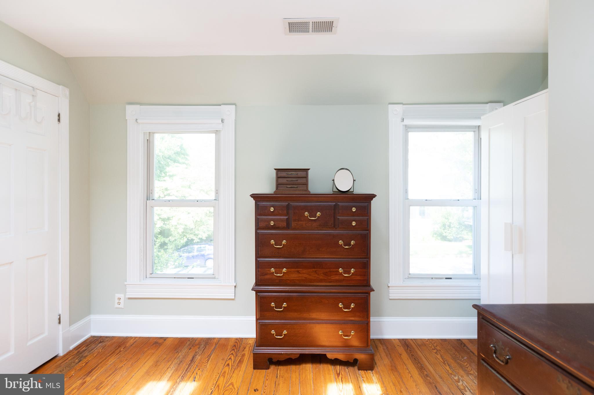4603 Schenley Road Baltimore, MD 21210 - Photo 24 of 37 Bedroom 1