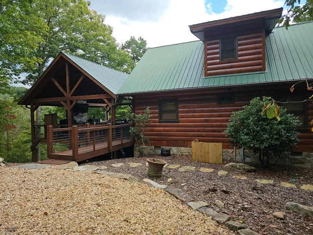 $699,999 | 848 Maggie Chapman Road, Blue Ridge, GA 30513