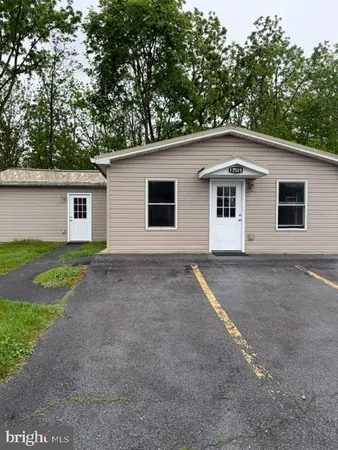 $1,795 | 17515 Bruno Lane, Hagerstown, MD 21740