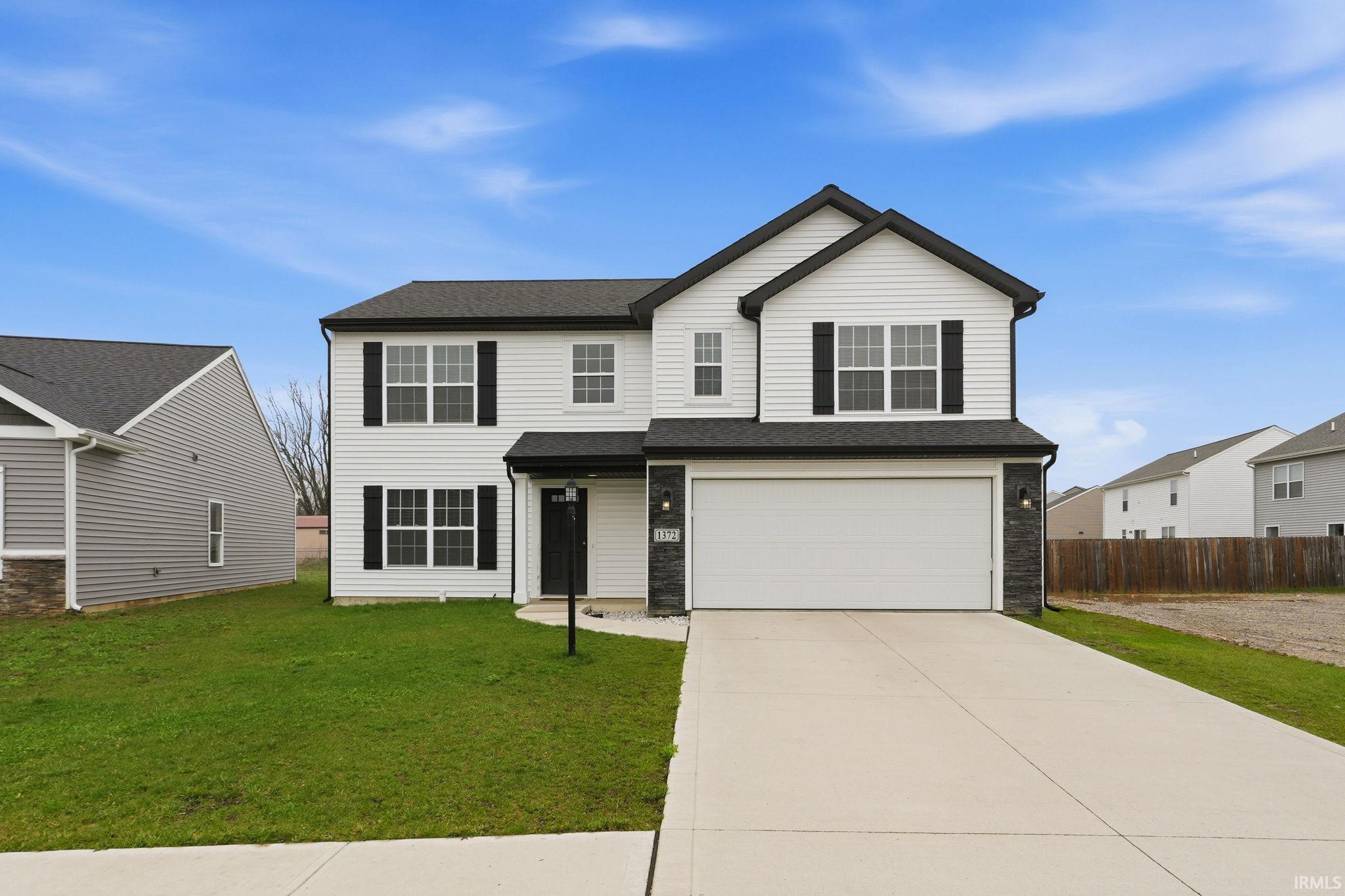 1372 Verdigris Pass Fort Wayne, IN 46845 - Photo 2 of 29