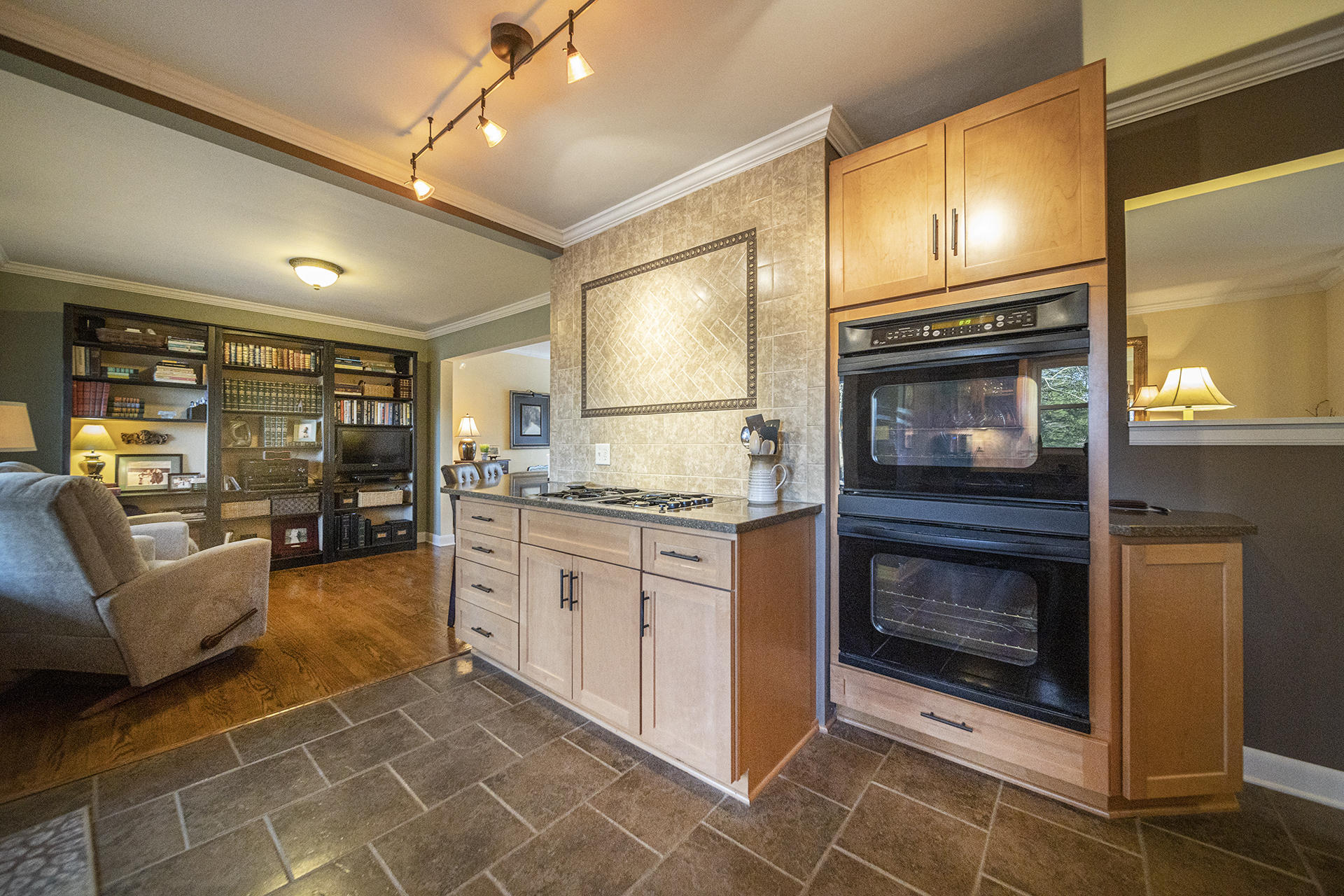 3545 Wright Road Southwest Roanoke, VA 24015 - Photo 12 of 31 9