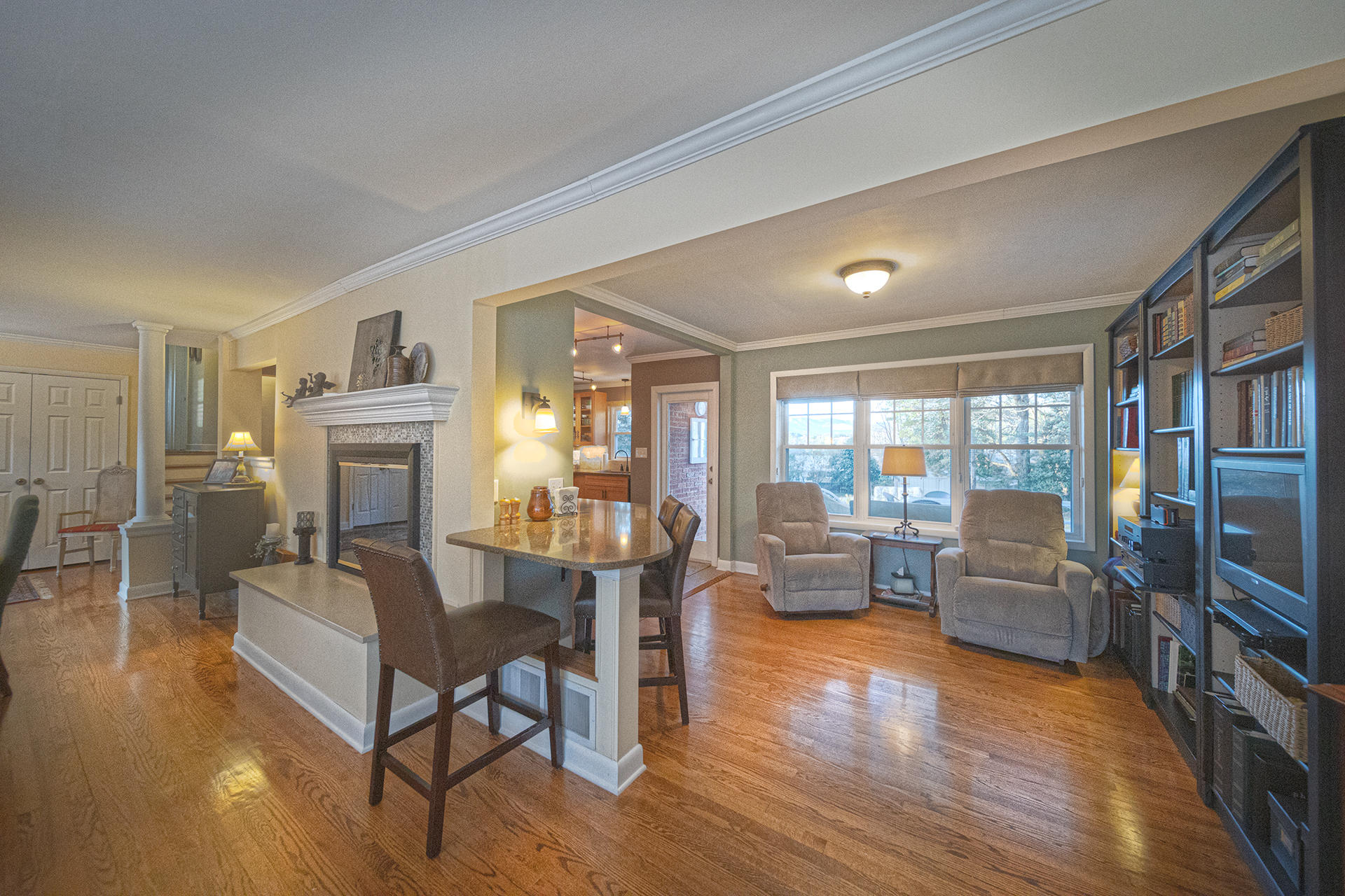 3545 Wright Road Southwest Roanoke, VA 24015 - Photo 7 of 31 4