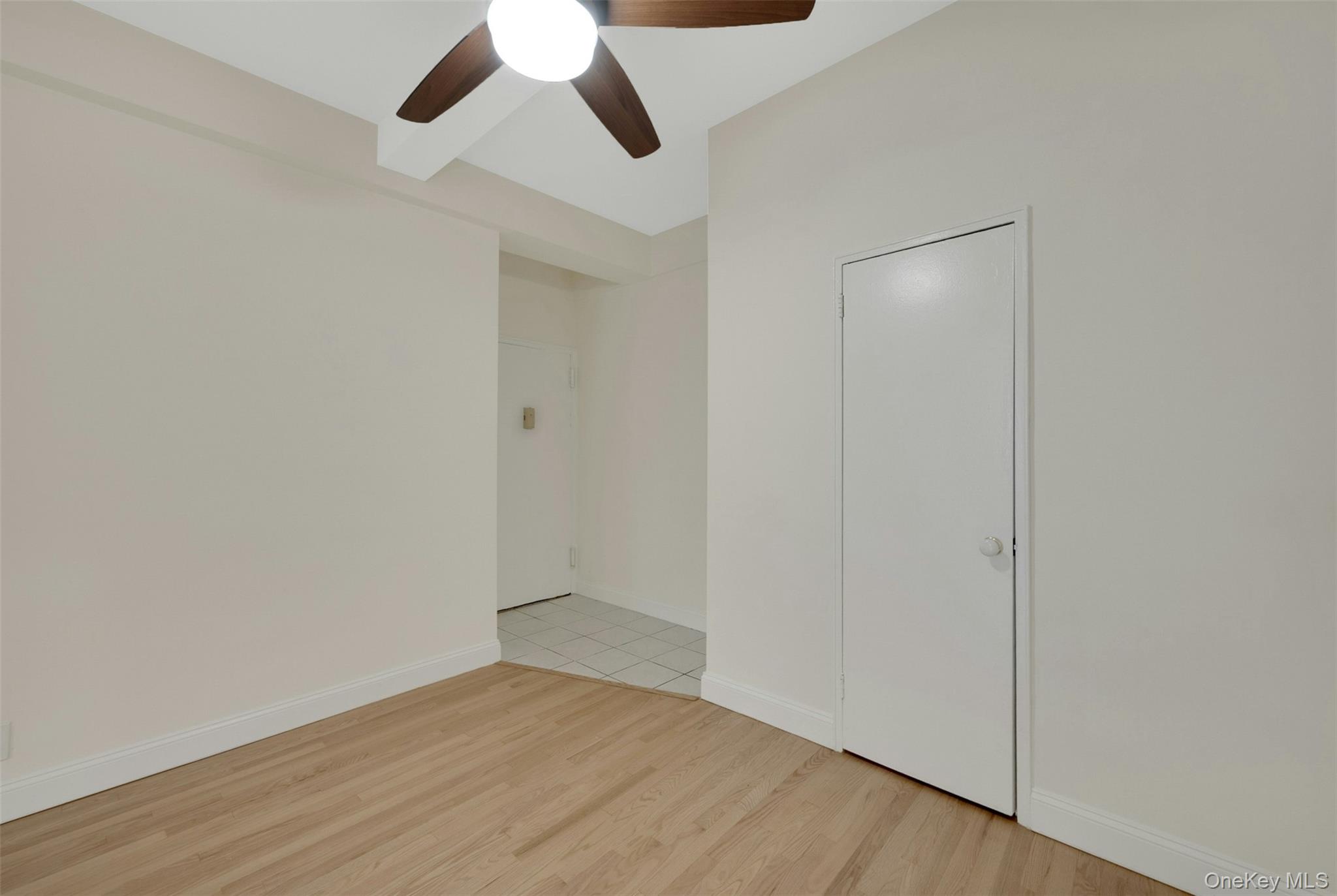640 Pelham Road, Unit 1D New Rochelle, NY 10805 - Photo 8 of 32 Actual entrance to the apartment