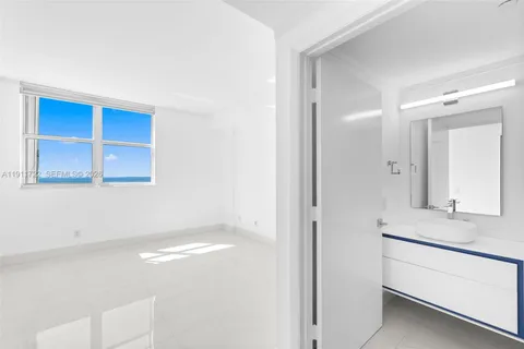 $735,000 | 2475 Brickell Avenue, Unit 1907, Miami, FL 33129