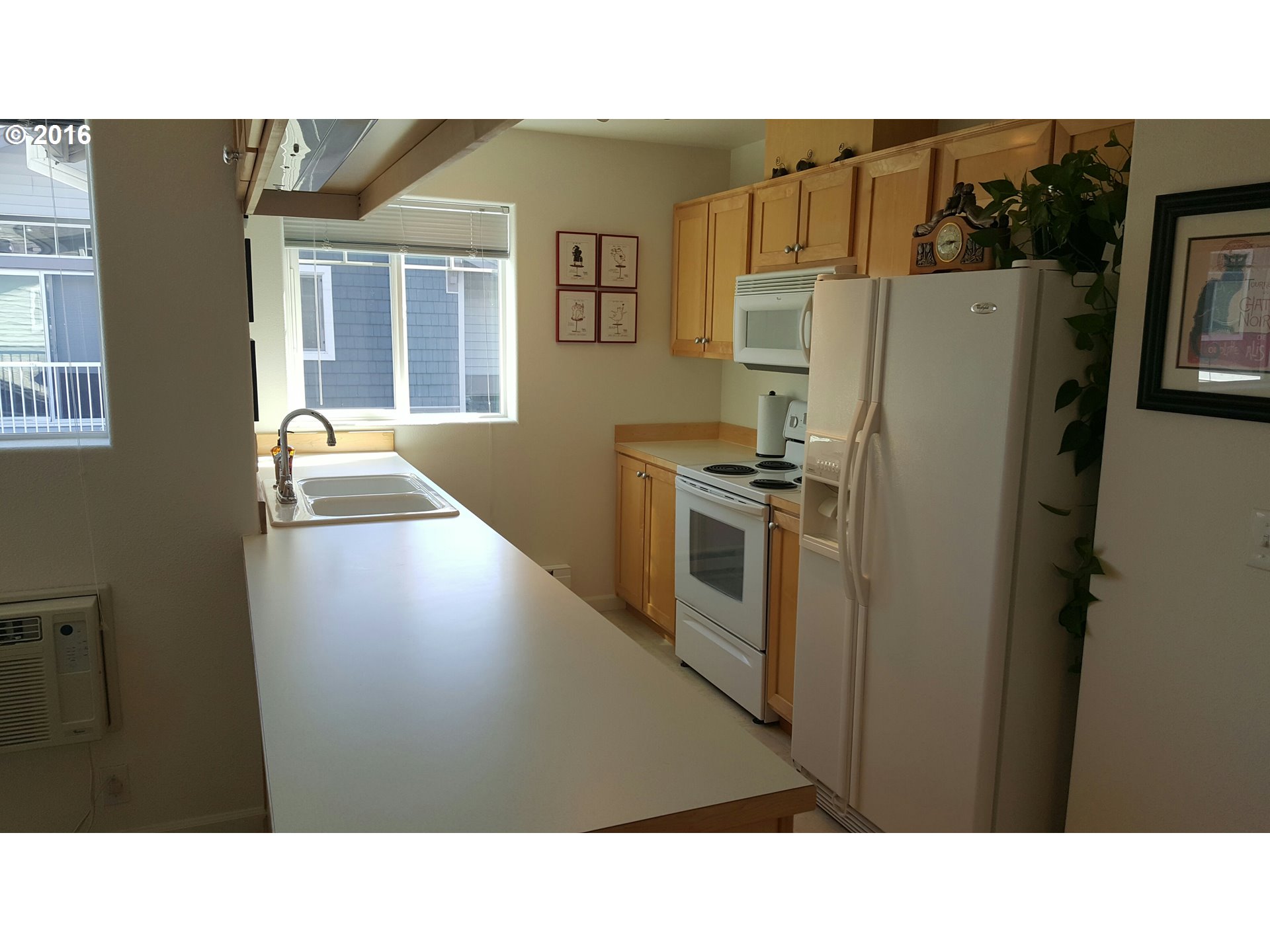 14905 Southwest Sandhill Loop, Unit 202 Beaverton, OR 97007 - Photo 5 of 9 Gallery Image 5