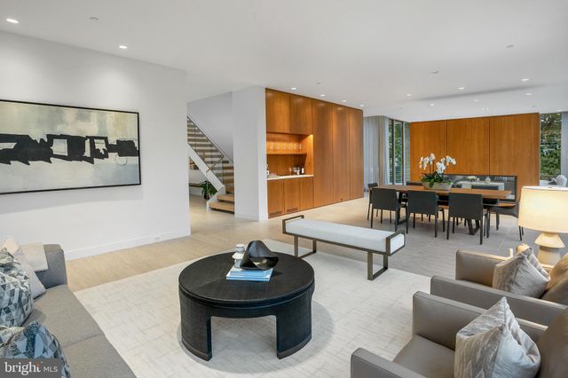 $8,800,000 | 4640 Cathedral Avenue Northwest, Washington, DC 20016