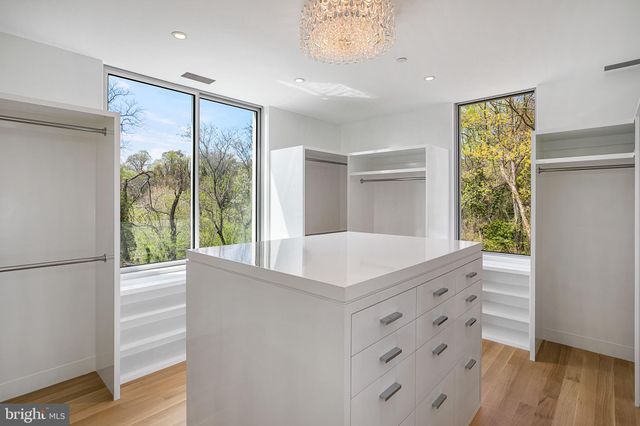 $8,800,000 | 4640 Cathedral Avenue Northwest, Washington, DC 20016