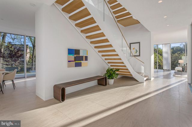 $8,800,000 | 4640 Cathedral Avenue Northwest, Washington, DC 20016