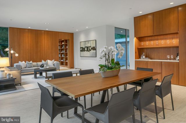 $8,800,000 | 4640 Cathedral Avenue Northwest, Washington, DC 20016